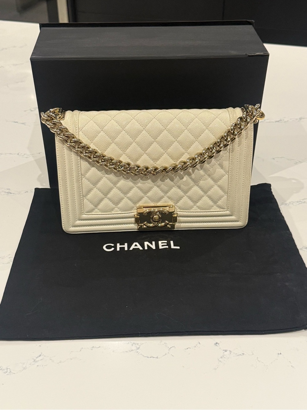 CHANEL Ivory Quilted Leather Shoulder Bag with Gold Chain